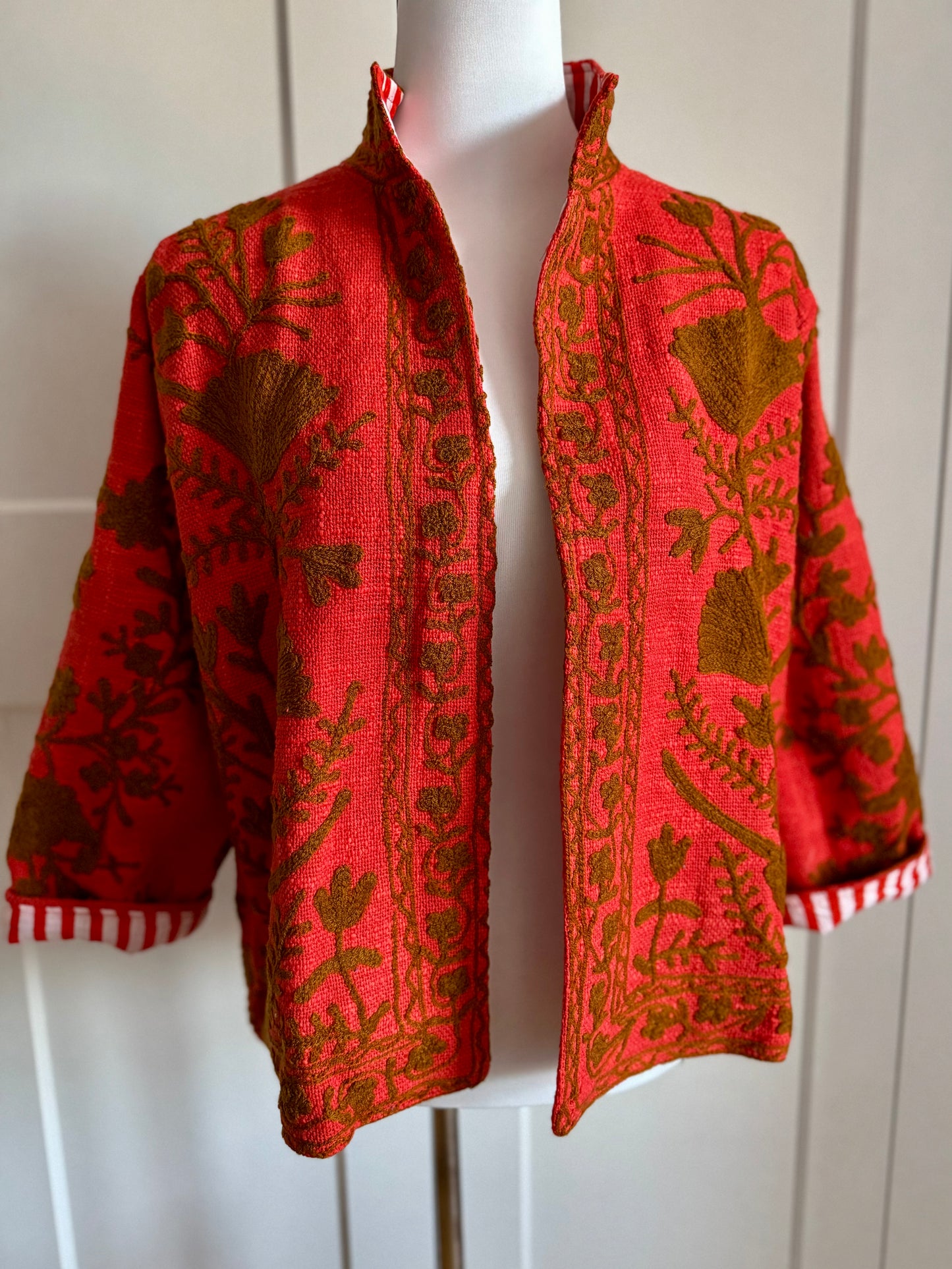 Suzani Jacke - Mohnfeuer